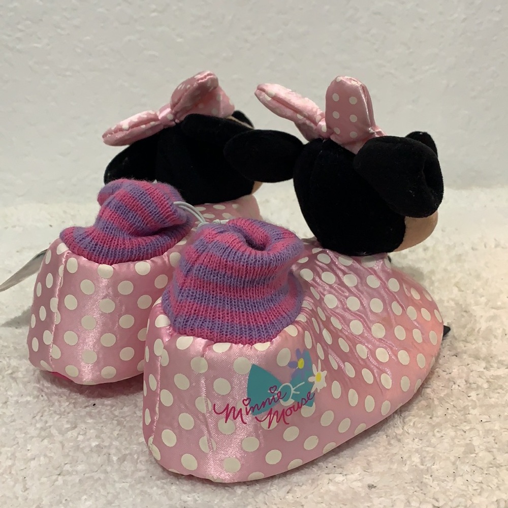 Slippers - Picture 2 of 4